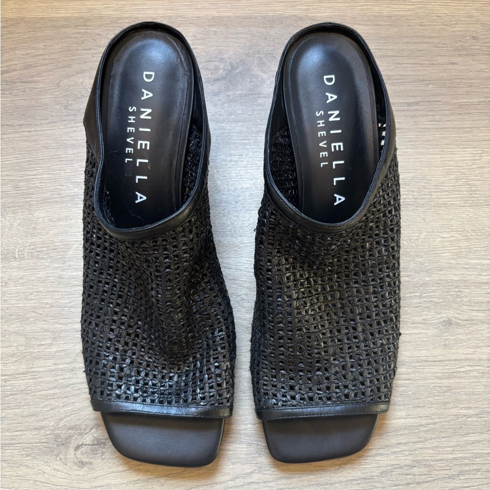 Daniella Shevel Salma Heels Euro Size 8 US Size 8, Black